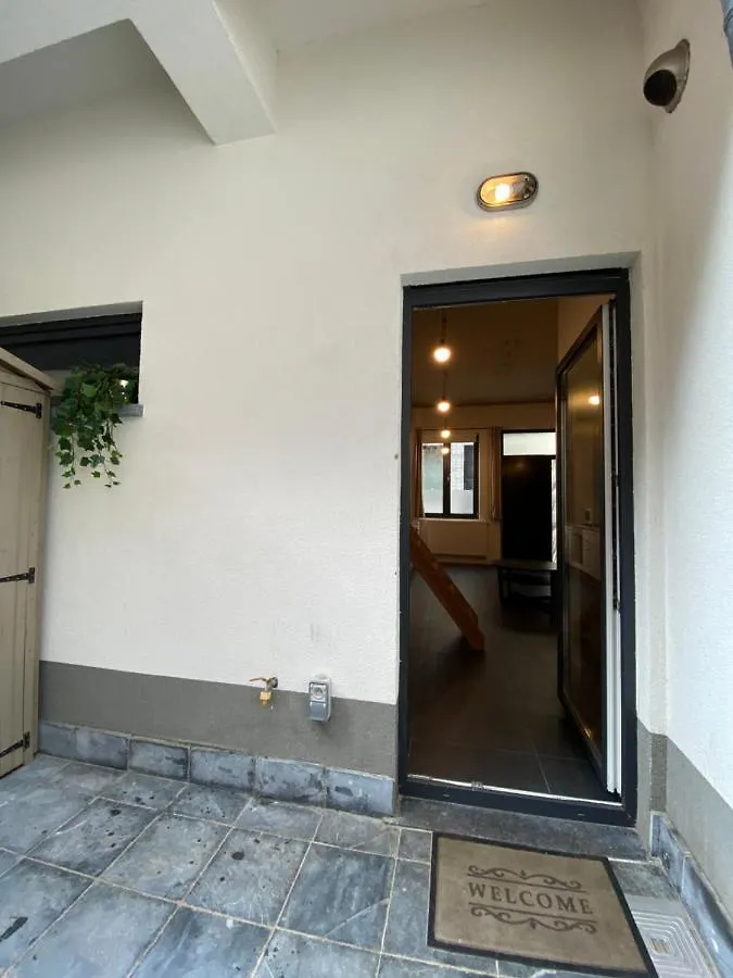 Homestay Modern Cozy Studio With Backyard Antwerp